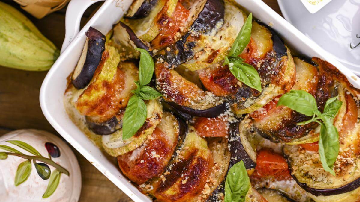 3 recetas especiales que puedes hacer con berenjenas para una comida vegetaríana 3 recetas especiales que puedes hacer con berenjenas para una comida vegetaríana 3 special recipes you can make with aubergines for a vegetarian meal