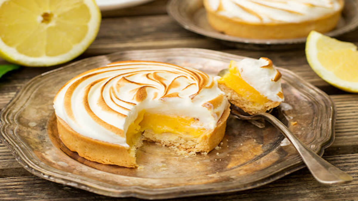 2 Pastel de merengue de Limón sin gluten fácil de hacer y delicioso 2 Easy to make and delicious gluten free Lemon meringue cake