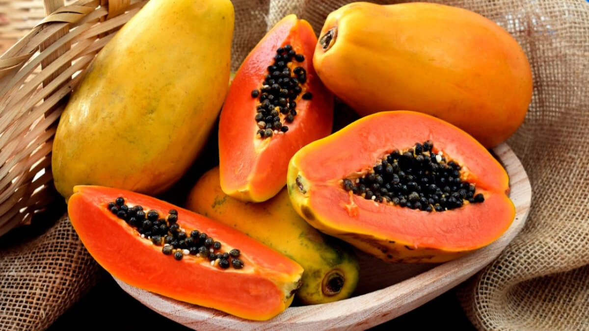 Información nutricional y beneficios que ofrece la papaya para la salud Nutritional information and benefits of papaya for health